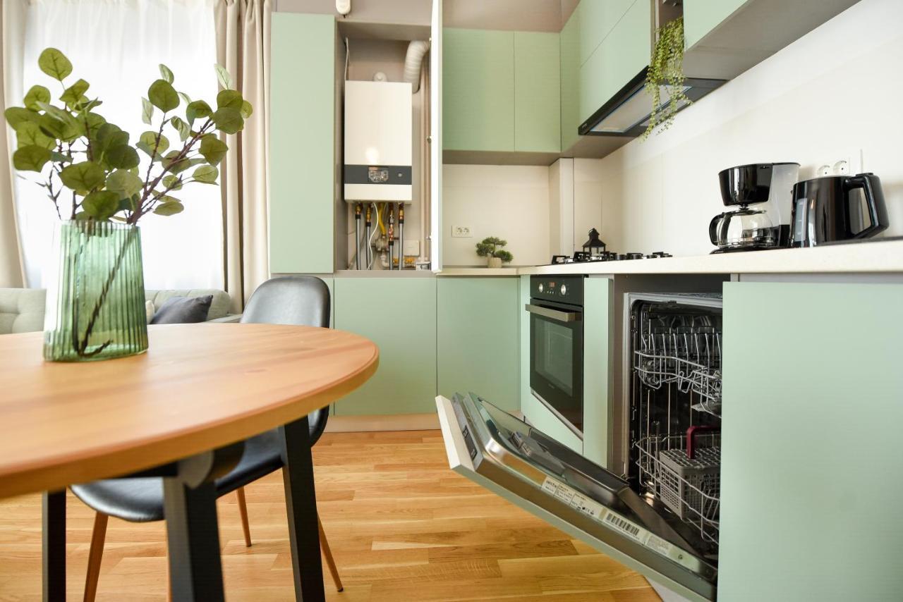 City Oasis - Modern 1br Near Colentina Hospital